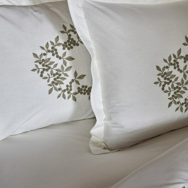 Casandra Cotton Double Embroidered Duvet Cover Set - Image 3