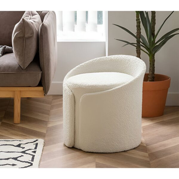 Alpha Pouf with backrest