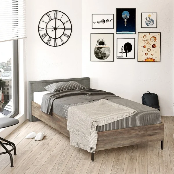 Halvik Bedstead